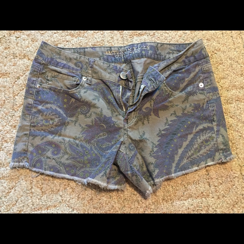 AE Paisley print shorts